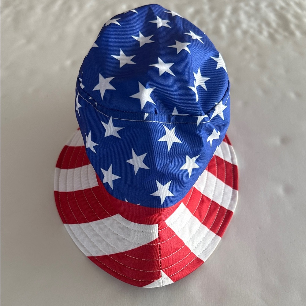 New bucket Hat adult size.